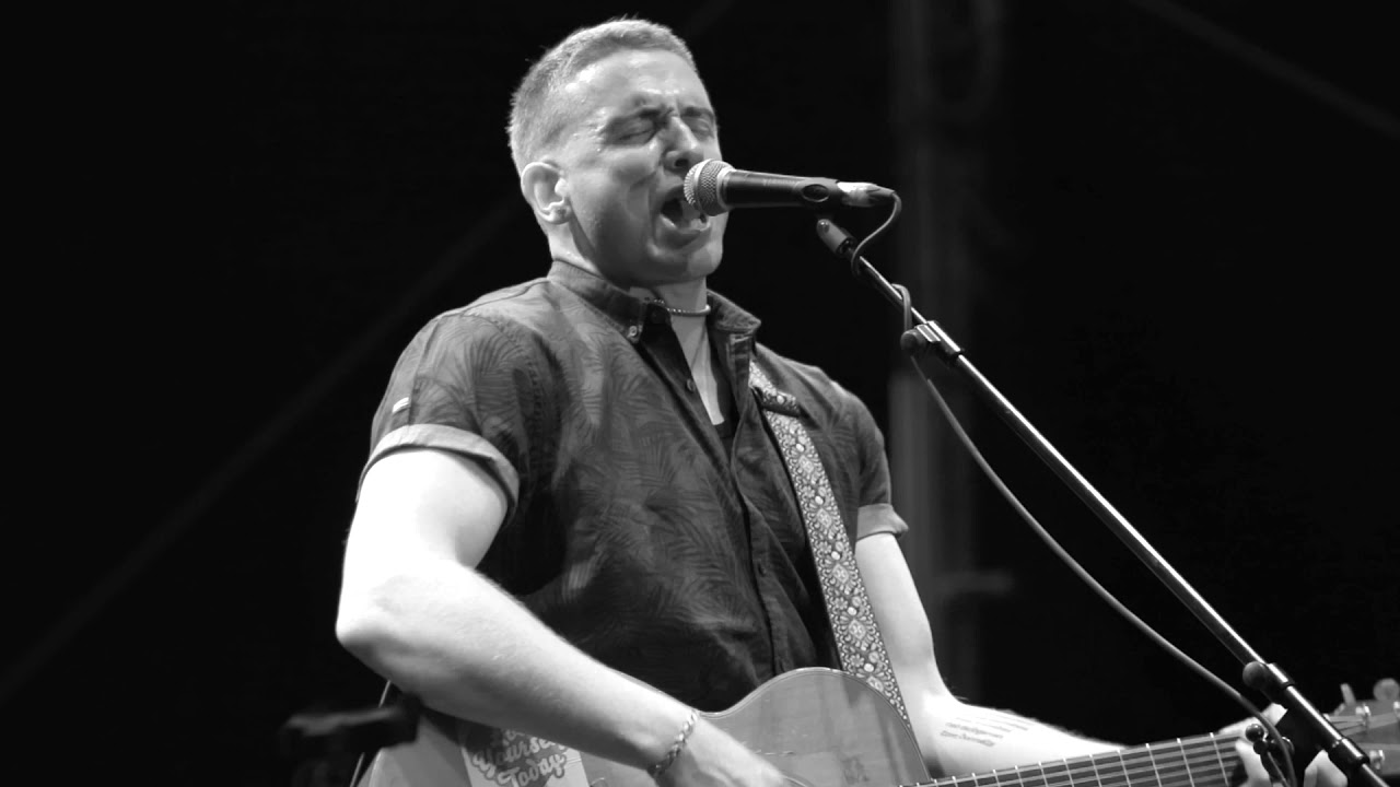 Damien Dempsey Live